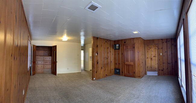 Building Photo - 1217 Ross St