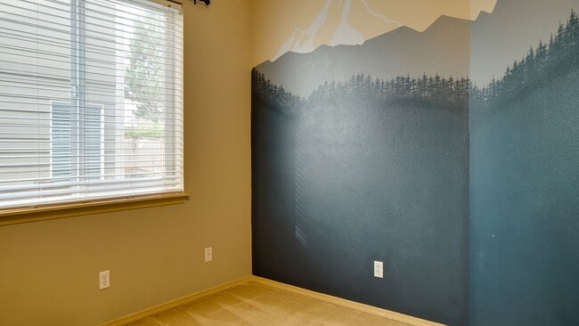 Building Photo - Crofton Hills Rambler