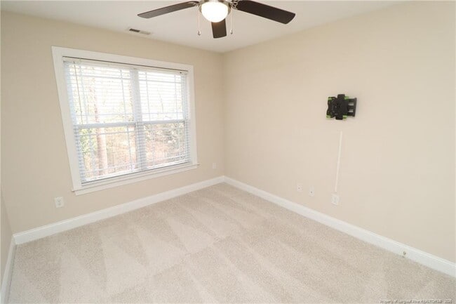 Building Photo - 214 Sylvia Ln