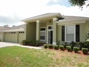 Building Photo - 18804 Forest Glen Ct