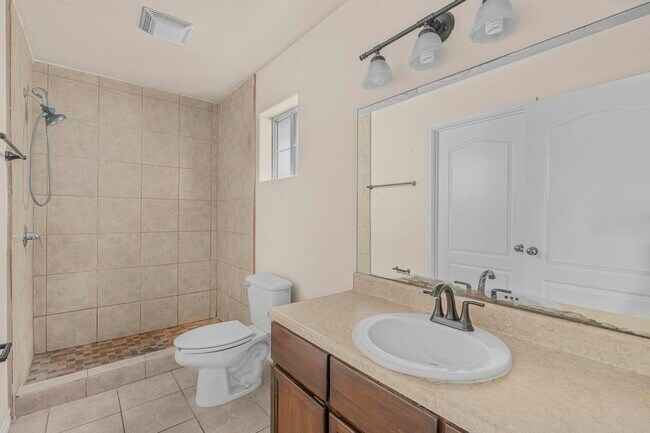 Building Photo - 5410 Marcella Ave