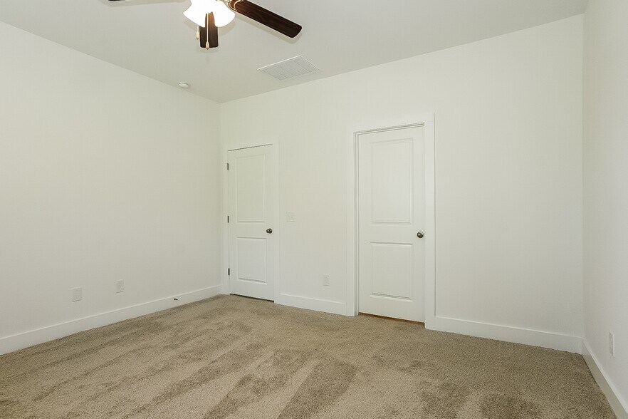 Building Photo - 1427 Feldspar Ct