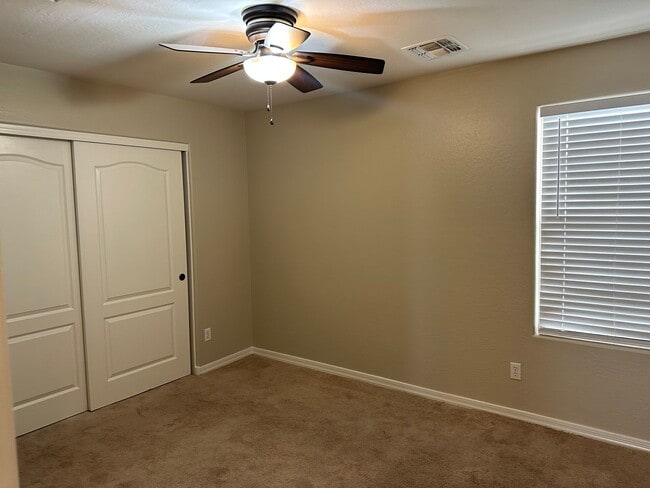 Building Photo - Skyline Ranch home