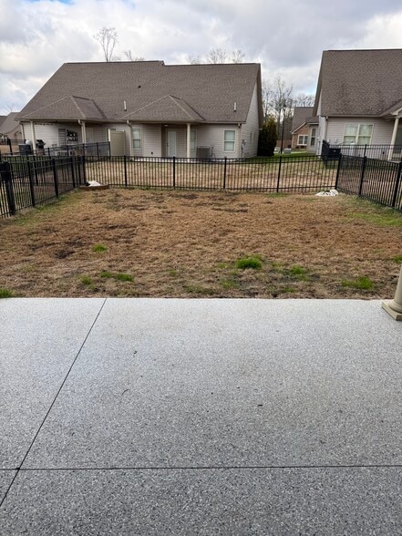 Building Photo - 44 Sunset Cove Dr