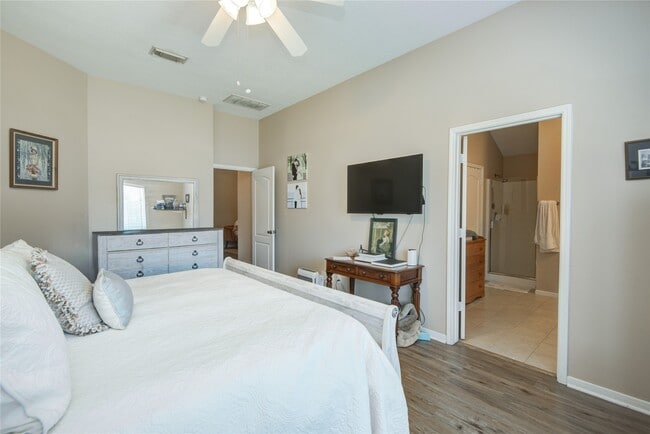 Building Photo - 17231 Hollow Sands Ct