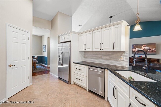 Building Photo - 1235 Pemberton Trail