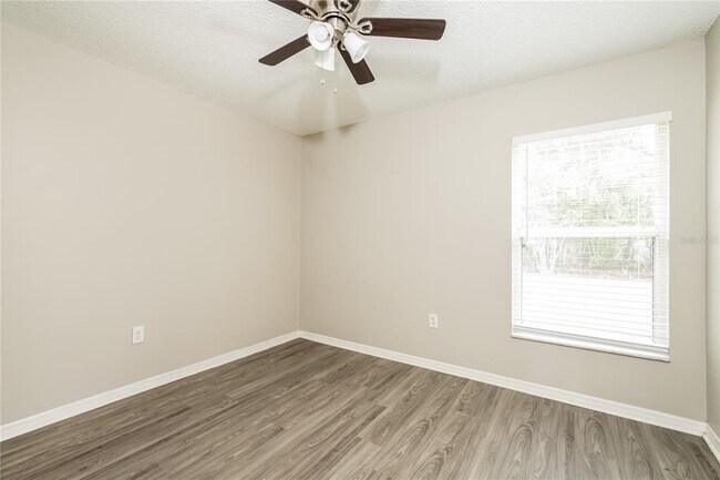 Building Photo - 2478 Pine Chase Cir