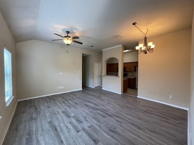 Building Photo - 2410 Ravenwood Ct