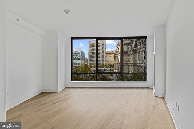 Building Photo - 1414 S Penn Square