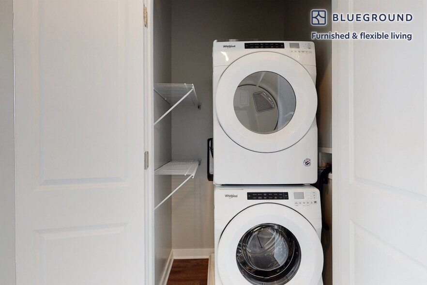 Building Photo - 79 Alexander St