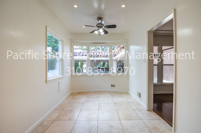 Building Photo - Gorgeous Steinkamp Spanish 3-Bedroom Home ...