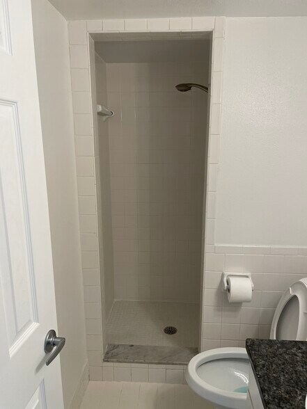 Building Photo - 1250 S Denning Dr