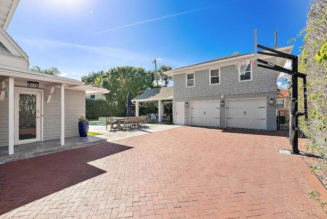 Building Photo - 3109 Washington Rd