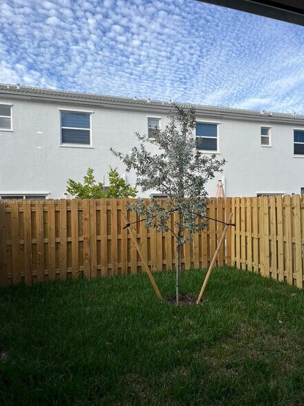 Building Photo - 16271 SW 292nd St