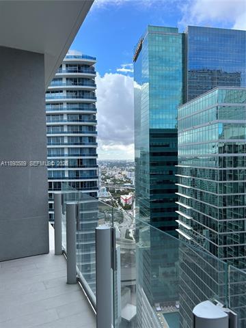 Building Photo - 300 Biscayne Boulevard Way