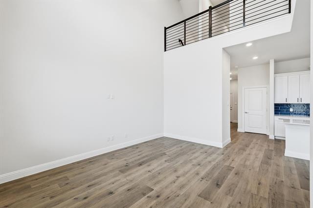 Building Photo - 1500 Lake District Dr