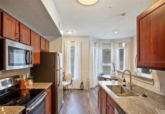 Building Photo - 2 bedroom in The Woodlands TX 77384