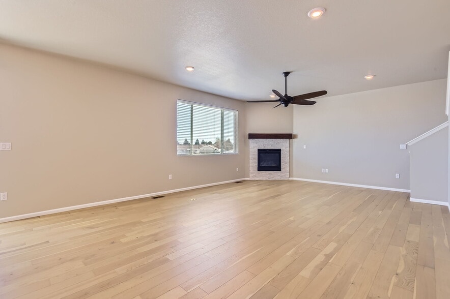 Gas Fireplace - 588 Silver Rock Trl