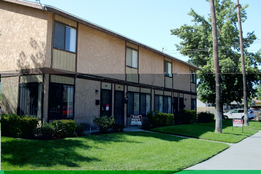 Building Photo - 1960 W Linden St