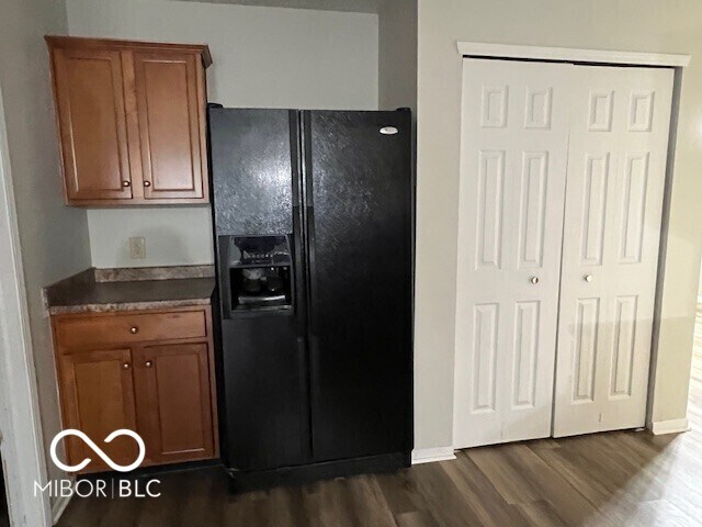 Building Photo - 912 Saraina Rd