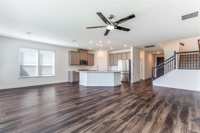 Building Photo - 3740 Highland Bayou Dr