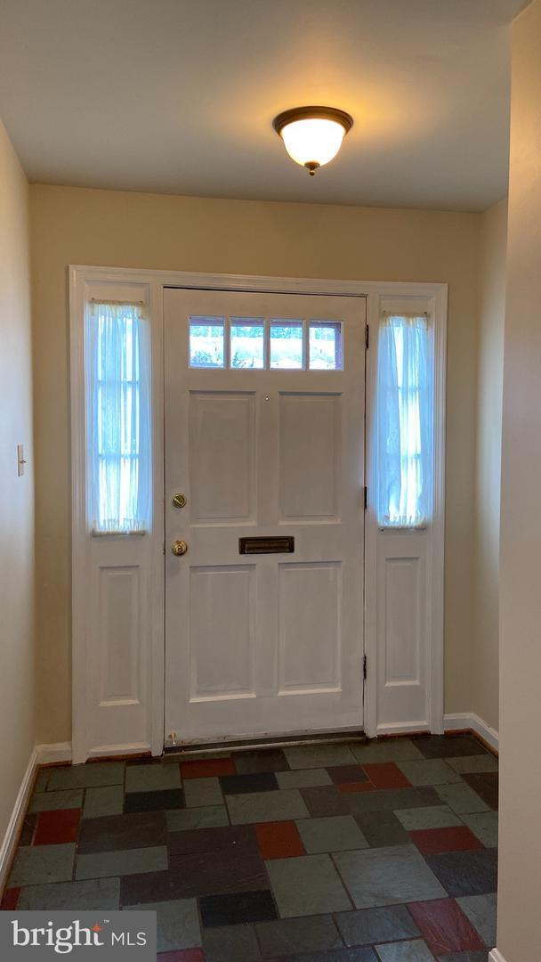 Building Photo - 4637 Linmar Ct