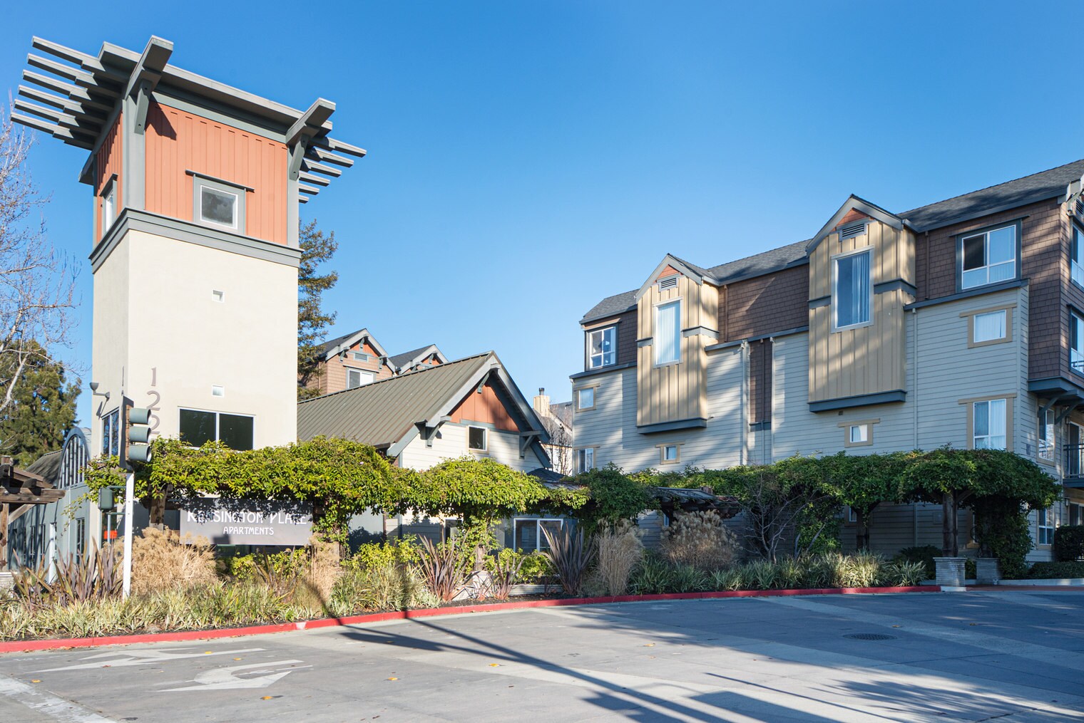 Building Photo - 1220 N Fair Oaks Ave