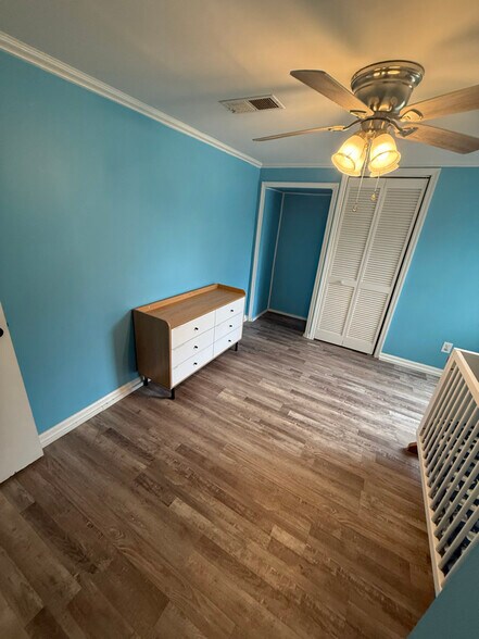 Building Photo - 915 Belleview Cir W