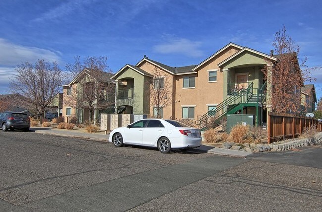 Building Photo - Willow Way Apartments