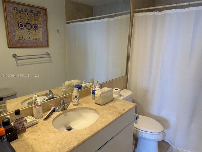 Building Photo - 801 Brickell Key Blvd