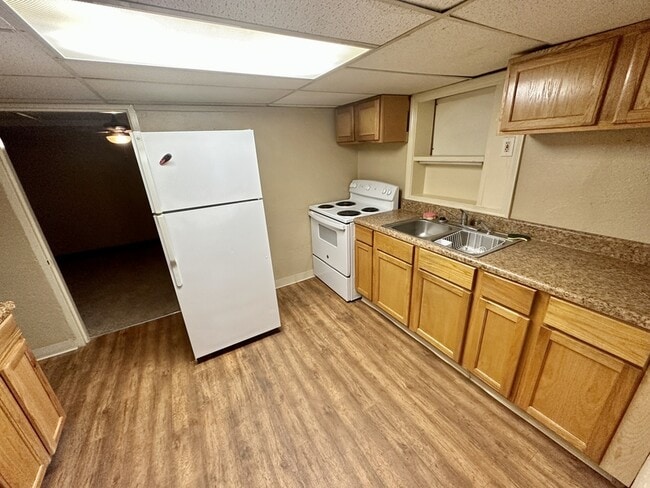 Building Photo - 20 Coffey Ln