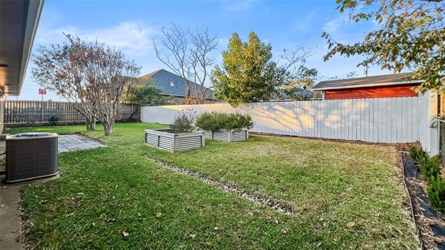 Building Photo - 2711 W Morton St