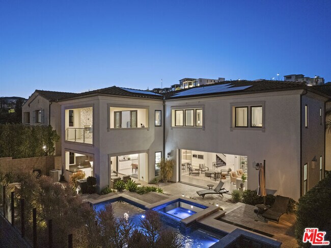 Building Photo - 20162 Cromwell Way
