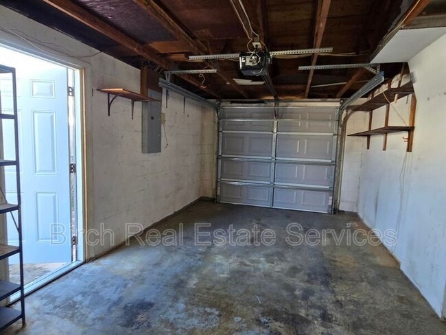 Building Photo - 3136 Elkridge Dr