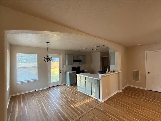 Building Photo - 14159 Running Bear Dr