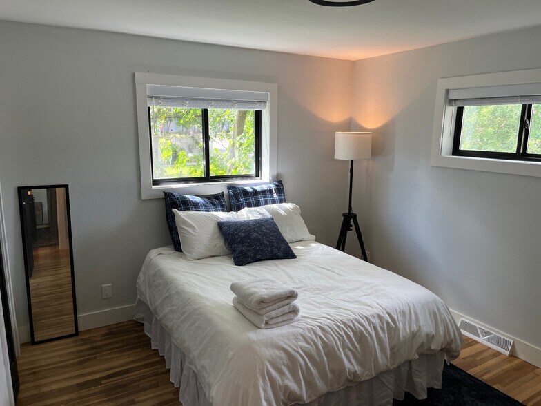 Building Photo - 2754 N Prospect St