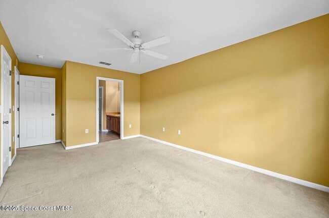 Building Photo - 1375 Lara Cir