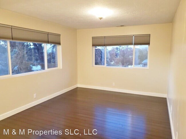 Building Photo - 4 br, 3 bath House - 2312 E Catalina Dr