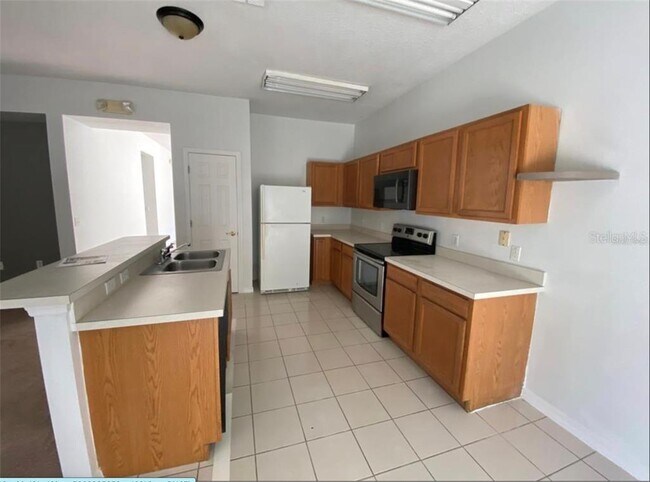 Building Photo - 2741 Portchester Ct