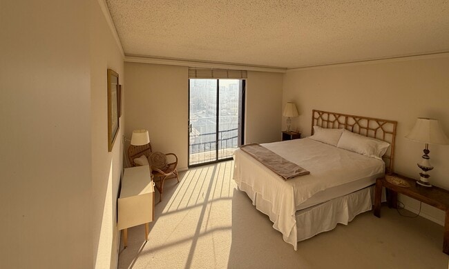 Building Photo - 1122 Colorado St