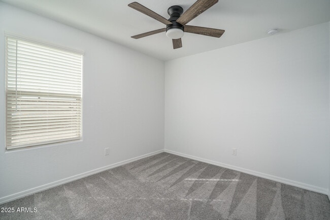 Building Photo - 9036 S 169th Dr