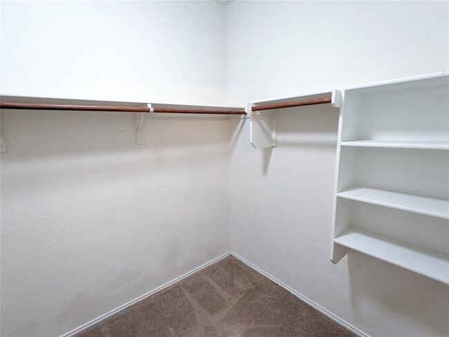 Building Photo - 5508 Nelson Oaks Dr