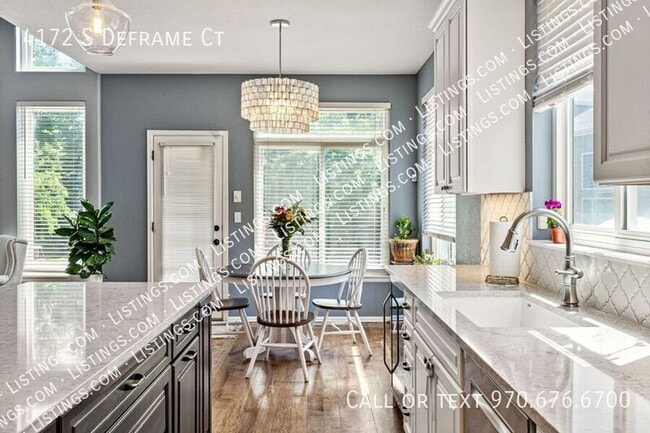 Building Photo - 4172 S Deframe Ct