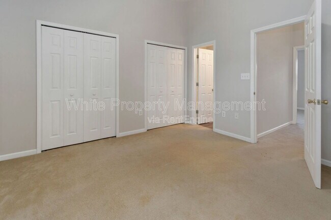 Building Photo - 12311 Bluestem Ln