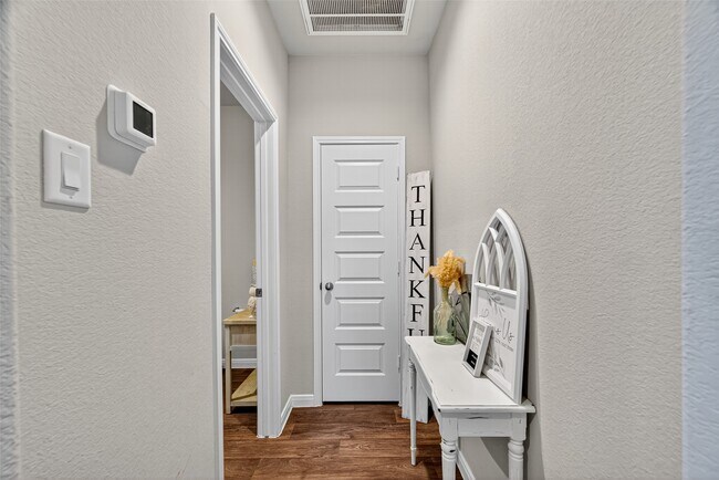 Building Photo - 13009 Leisure Cove Dr