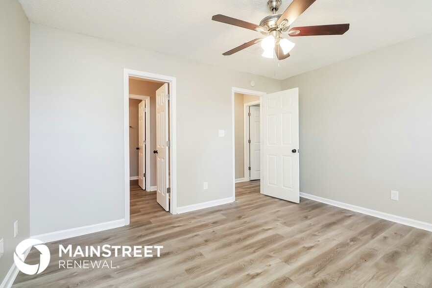 Building Photo - 409 Tina Hely Ct