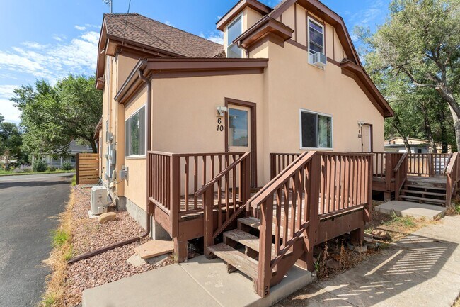 Building Photo - 6 W Brookside St