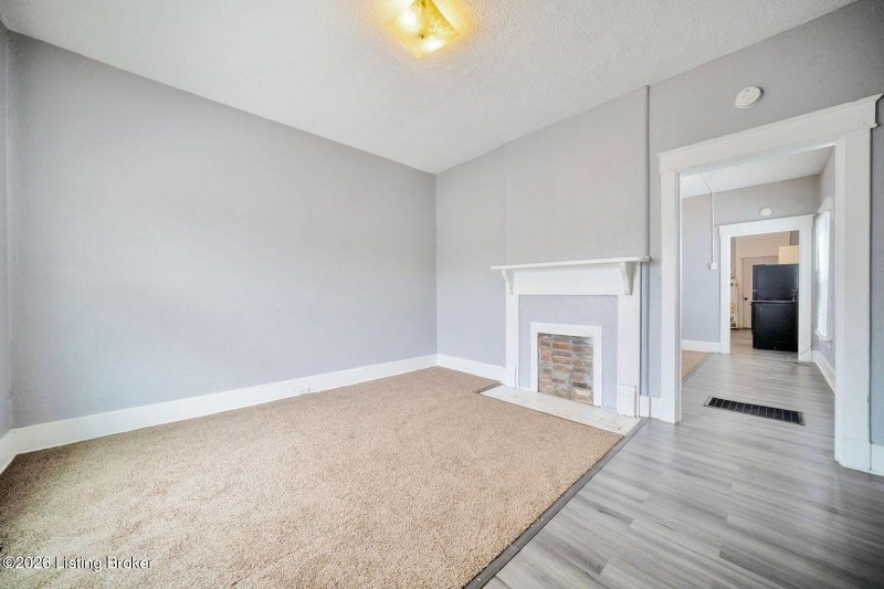 Building Photo - 1817 Columbia St