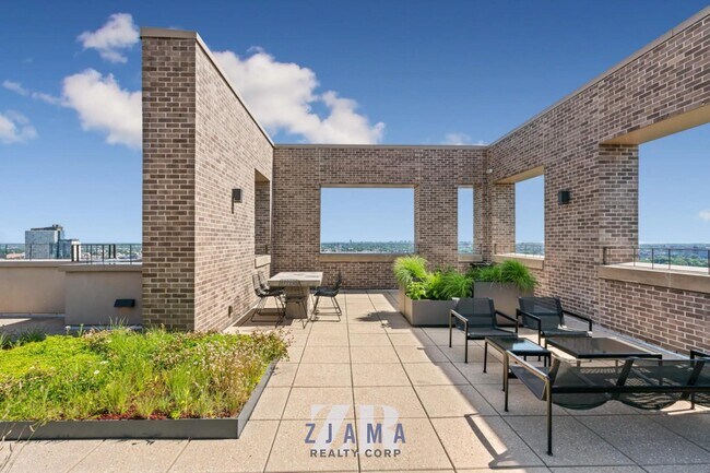 Building Photo - 626 Flatbush Ave