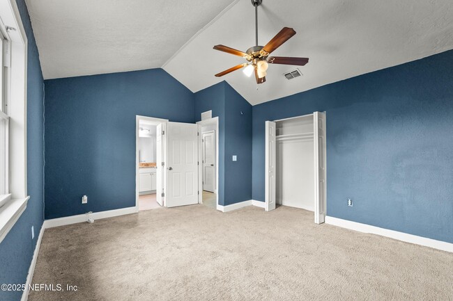 Building Photo - 277 Crystal St